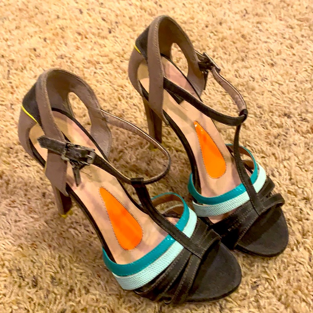 Diesel Yellow/Teal Detail SZ 38 Strappy Heels